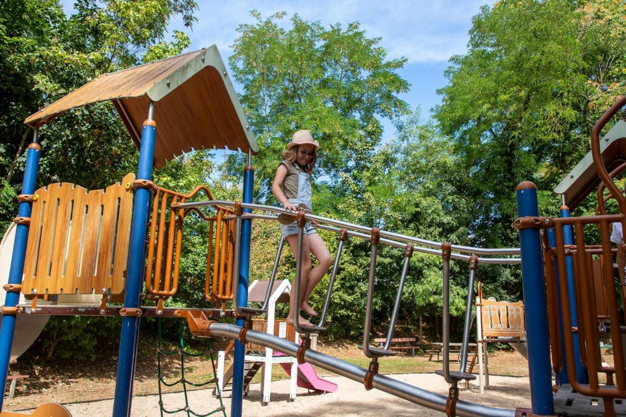 Camping De Bourges Eksteriør bilde