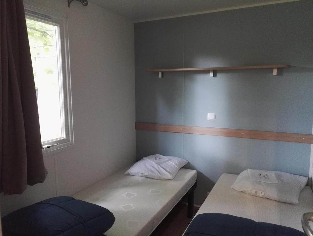 Camping De Bourges Eksteriør bilde