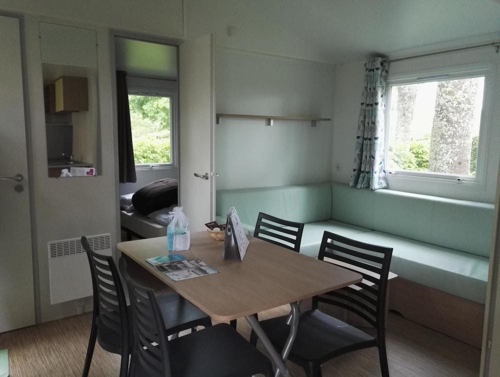 Camping De Bourges Eksteriør bilde